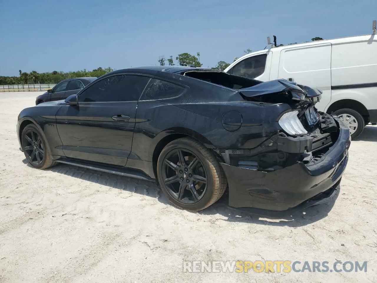 2 Фотография поврежденного автомобиля 1FA6P8CF6K5122362 FORD MUSTANG 2019