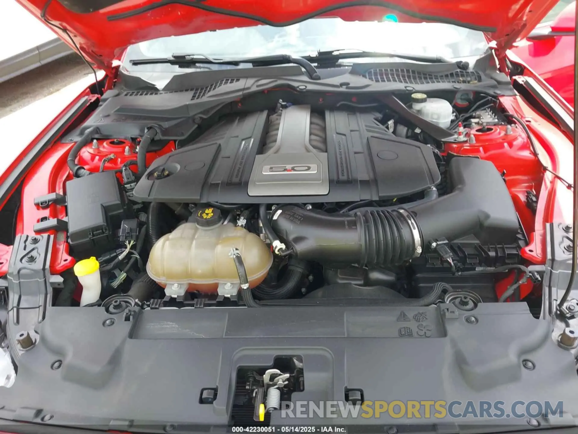 10 Photograph of a damaged car 1FA6P8CF7K5124590 FORD MUSTANG 2019