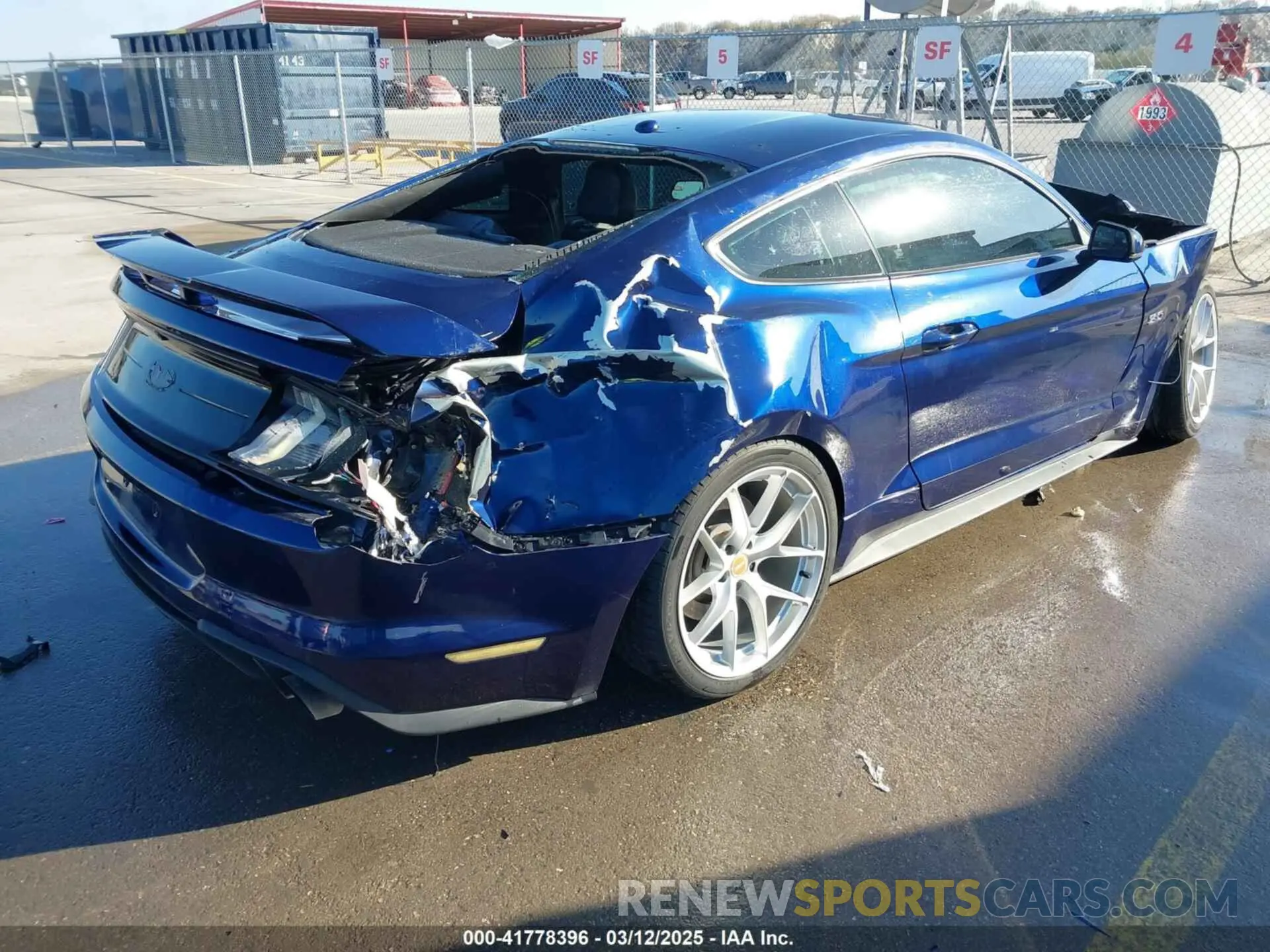 4 Фотография поврежденного автомобиля 1FA6P8CF7K5168301 FORD MUSTANG 2019
