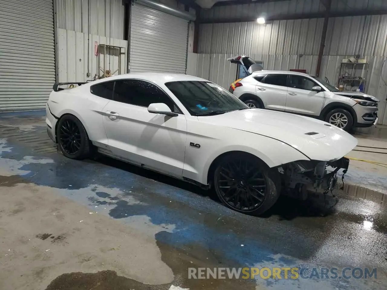 4 Photograph of a damaged car 1FA6P8CF8K5124582 FORD MUSTANG 2019