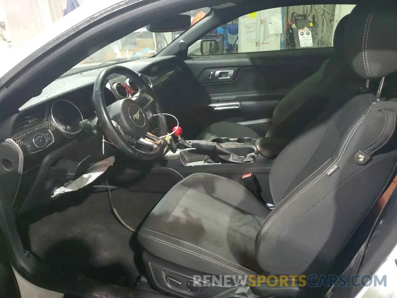 7 Photograph of a damaged car 1FA6P8CF8K5124582 FORD MUSTANG 2019