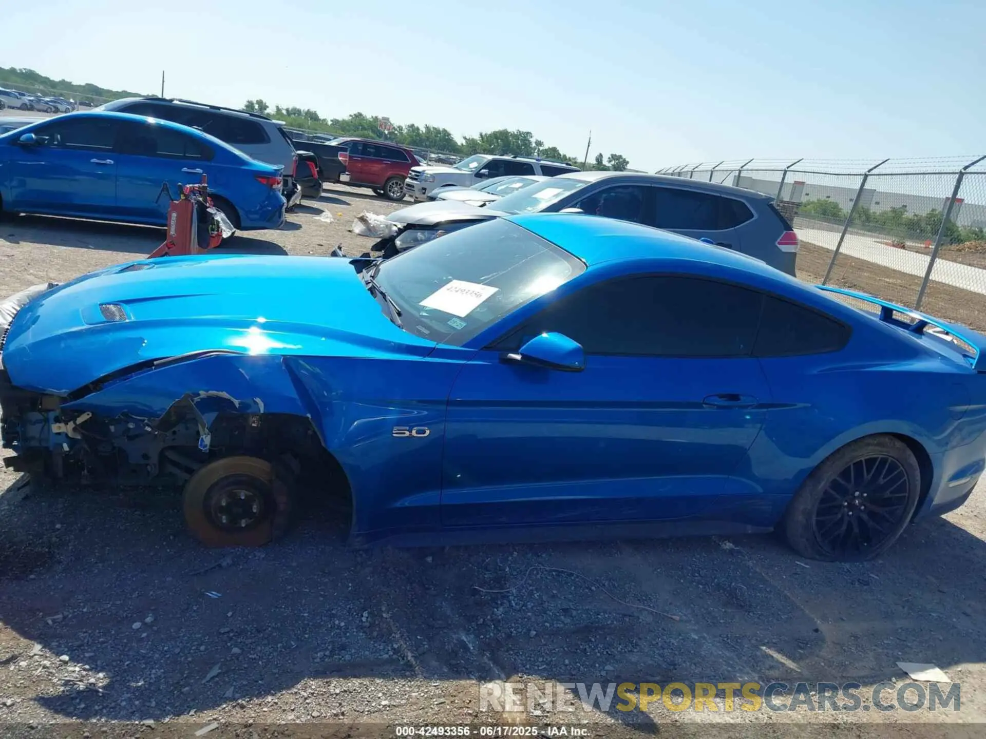 15 Photograph of a damaged car 1FA6P8CF9K5114756 FORD MUSTANG 2019