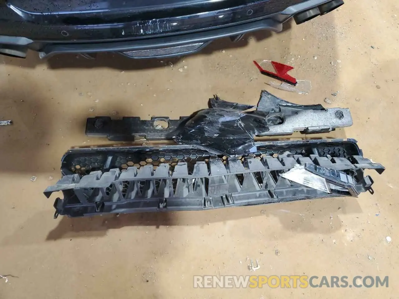 14 Photograph of a damaged car 1FA6P8CF9K5146803 FORD MUSTANG 2019