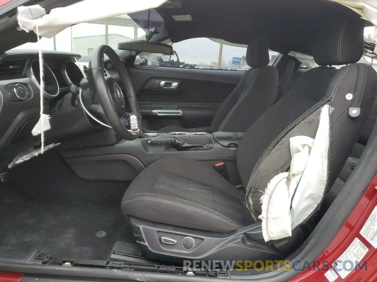 7 Photograph of a damaged car 1FA6P8CFXK5122283 FORD MUSTANG 2019