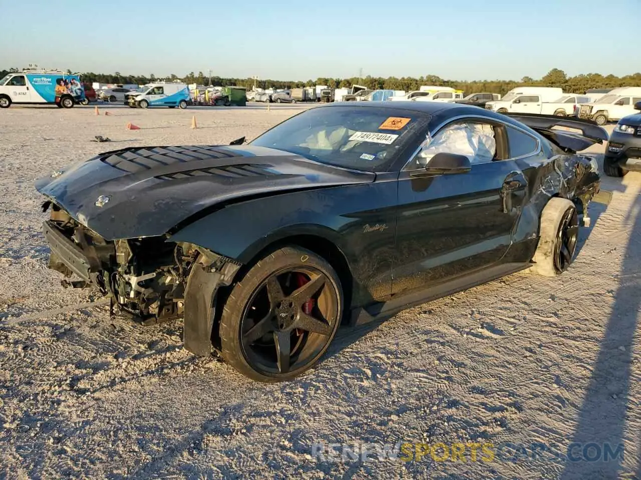 1 Photograph of a damaged car 1FA6P8K05K5502645 FORD MUSTANG 2019