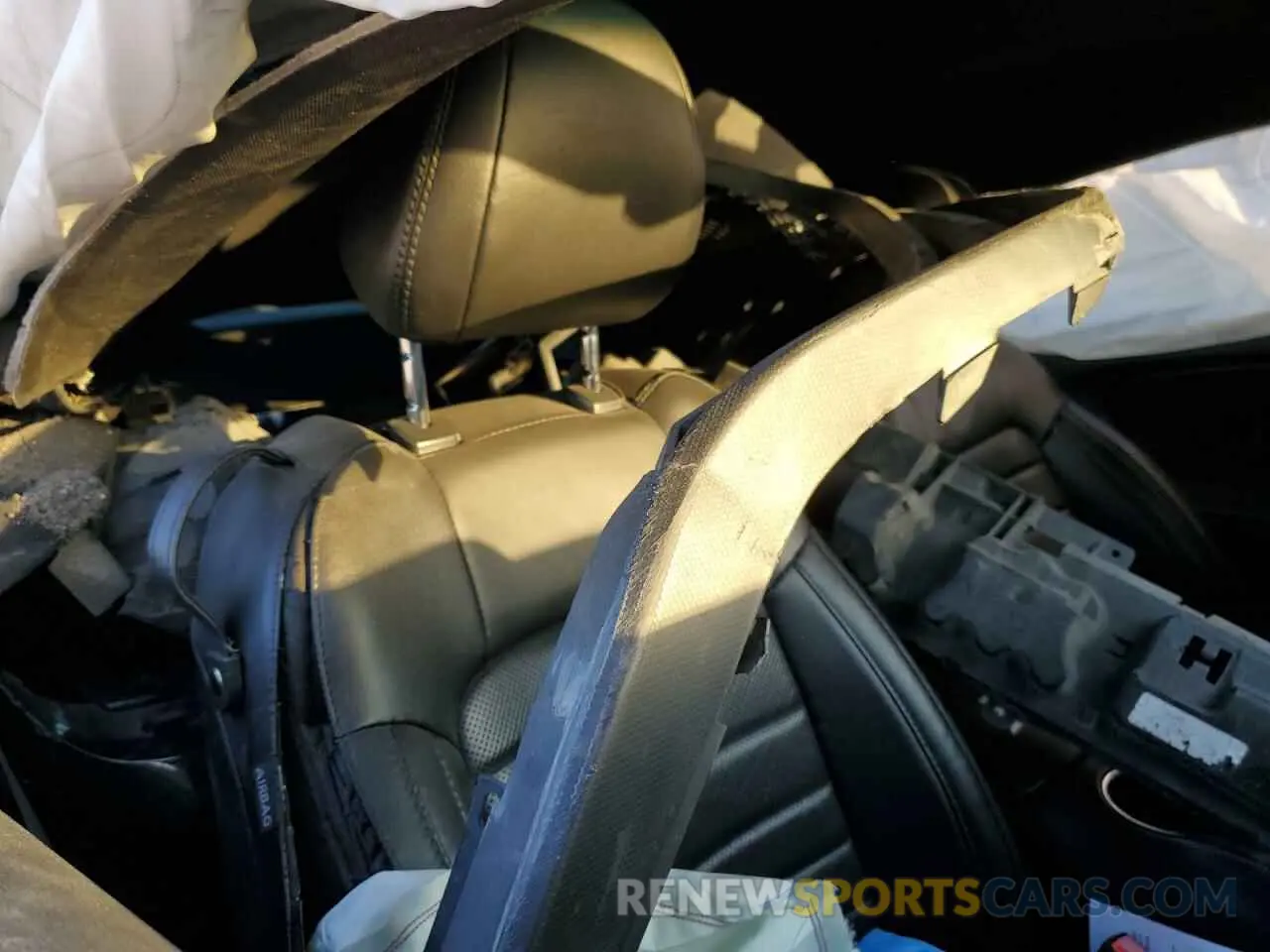 13 Photograph of a damaged car 1FA6P8K05K5502645 FORD MUSTANG 2019