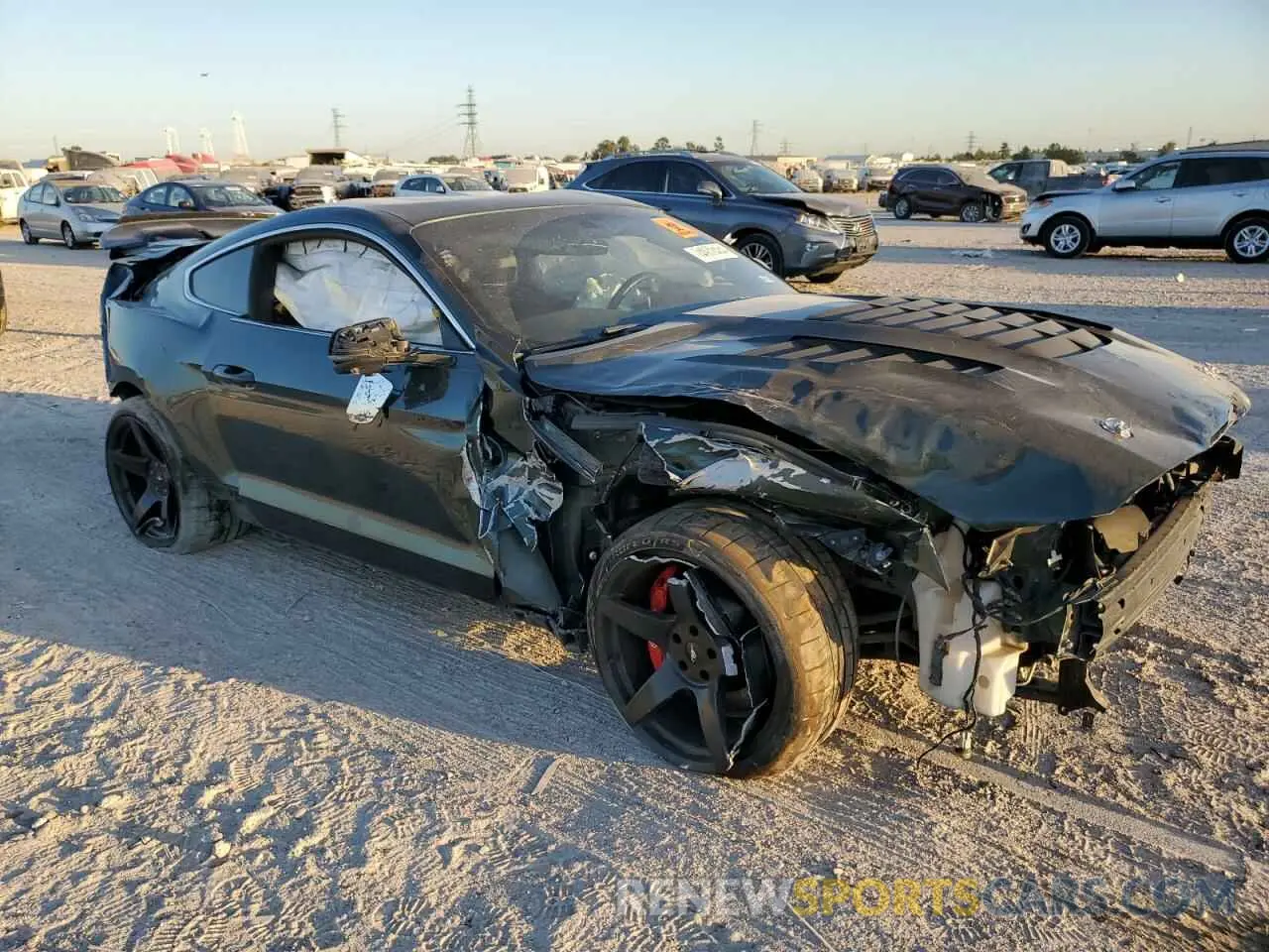 4 Photograph of a damaged car 1FA6P8K05K5502645 FORD MUSTANG 2019