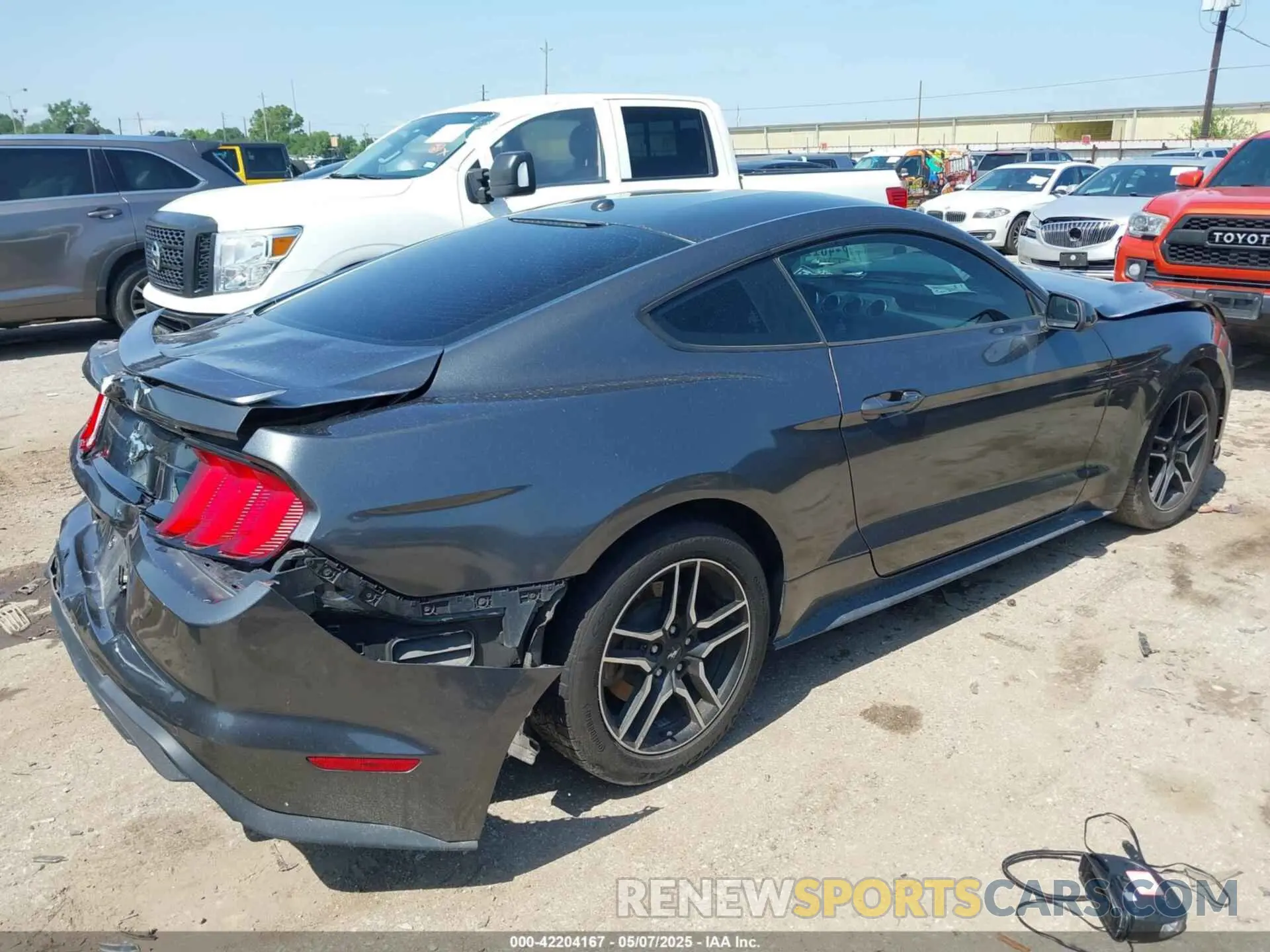 4 Фотография поврежденного автомобиля 1FA6P8TH1K5118026 FORD MUSTANG 2019