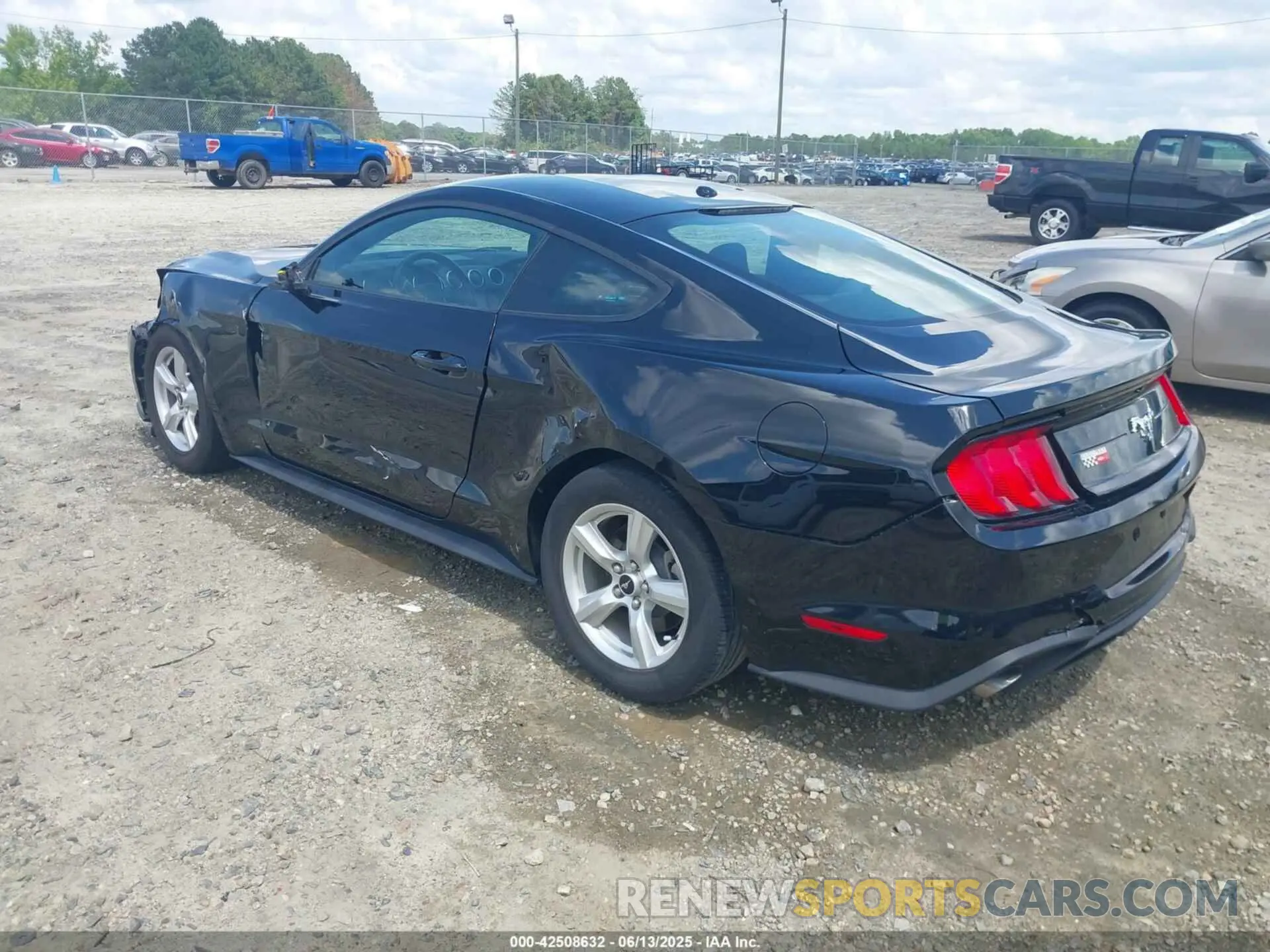 3 Photograph of a damaged car 1FA6P8TH1K5197214 FORD MUSTANG 2019
