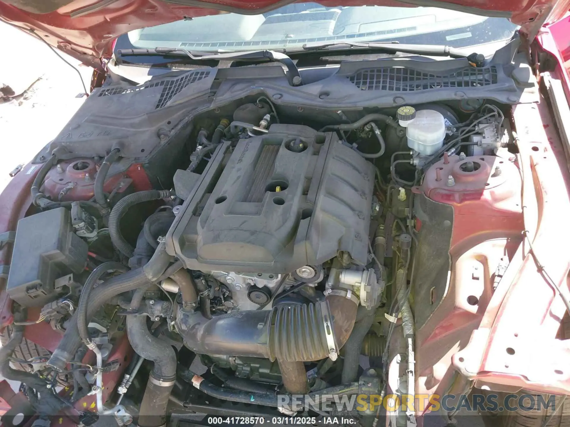 10 Photograph of a damaged car 1FA6P8TH4K5192640 FORD MUSTANG 2019