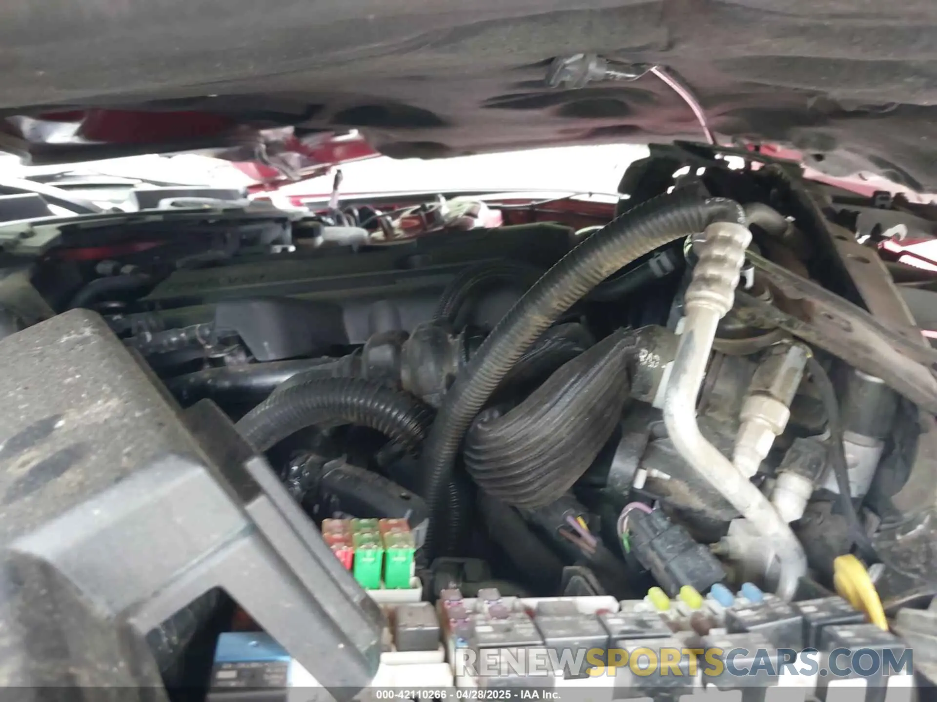10 Photograph of a damaged car 1FA6P8TH6K5106342 FORD MUSTANG 2019