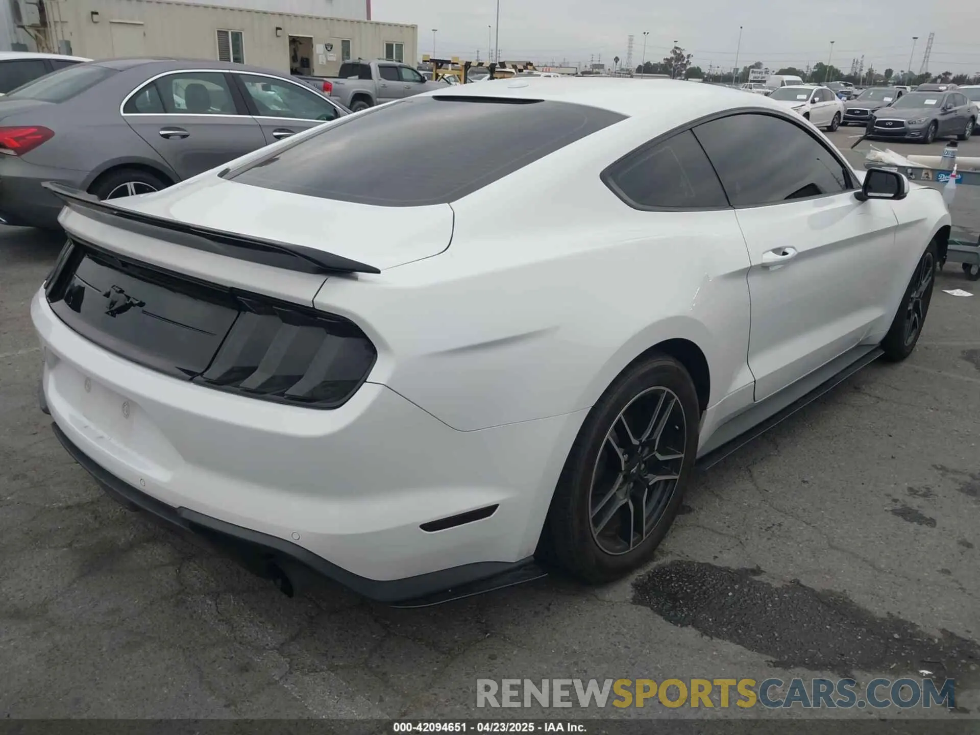 4 Фотография поврежденного автомобиля 1FA6P8TH6K5176777 FORD MUSTANG 2019
