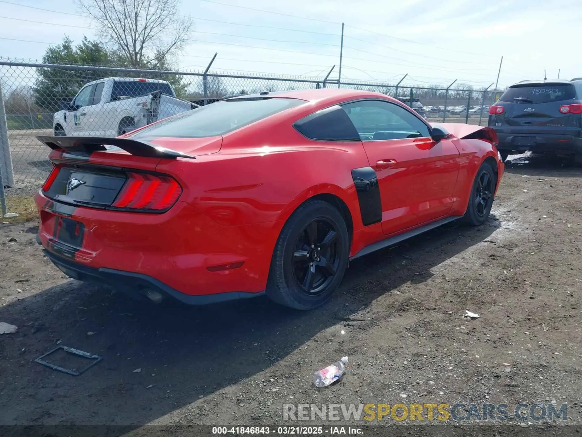 4 Photograph of a damaged car 1FA6P8TH6K5197340 FORD MUSTANG 2019