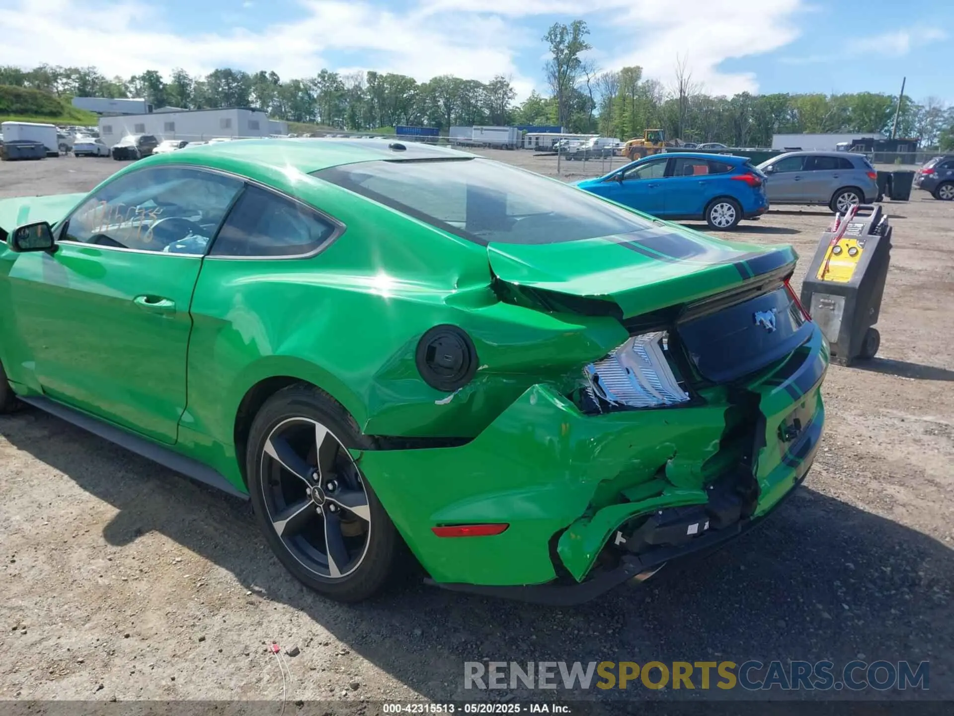 18 Фотография поврежденного автомобиля 1FA6P8TH6K5198844 FORD MUSTANG 2019