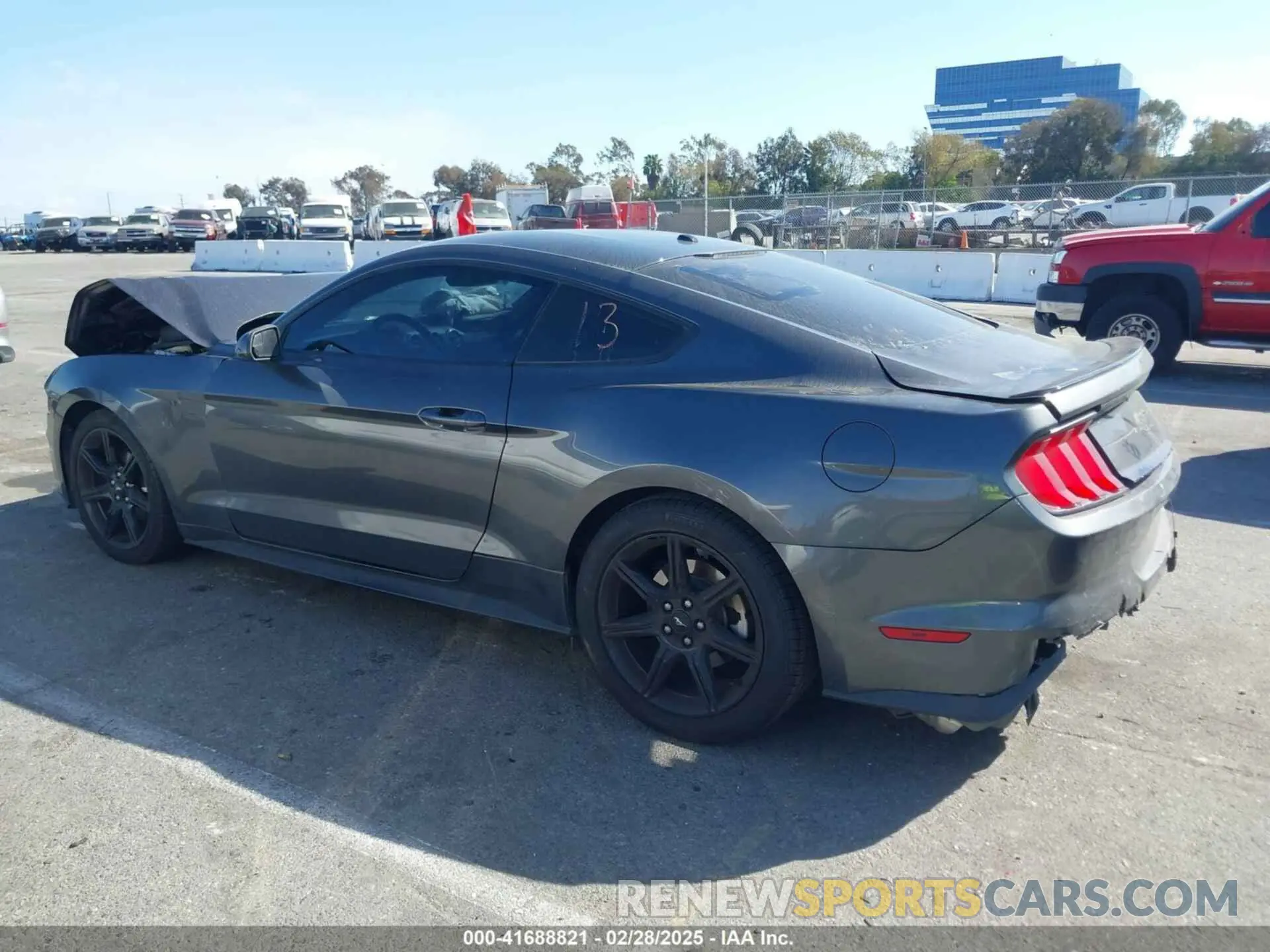 14 Photograph of a damaged car 1FA6P8TH8K5106195 FORD MUSTANG 2019