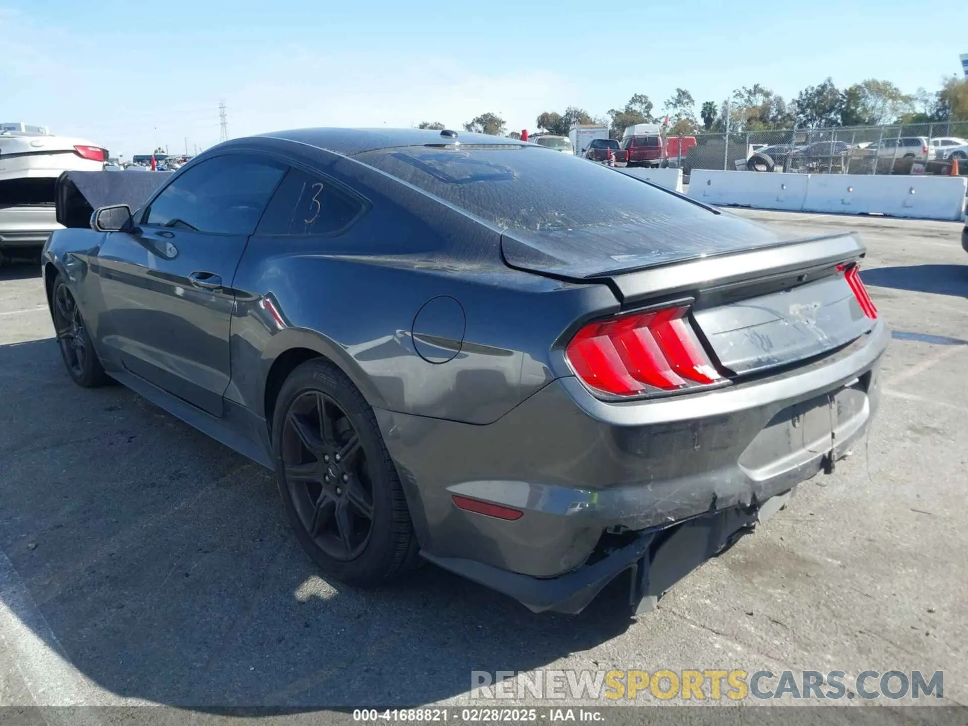 3 Photograph of a damaged car 1FA6P8TH8K5106195 FORD MUSTANG 2019