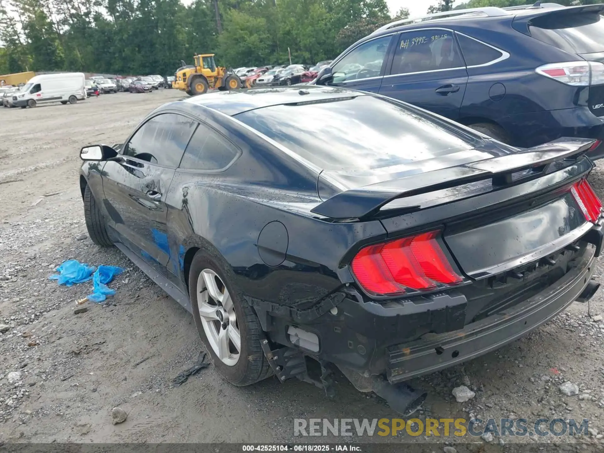 3 Photograph of a damaged car 1FA6P8TH8K5132182 FORD MUSTANG 2019