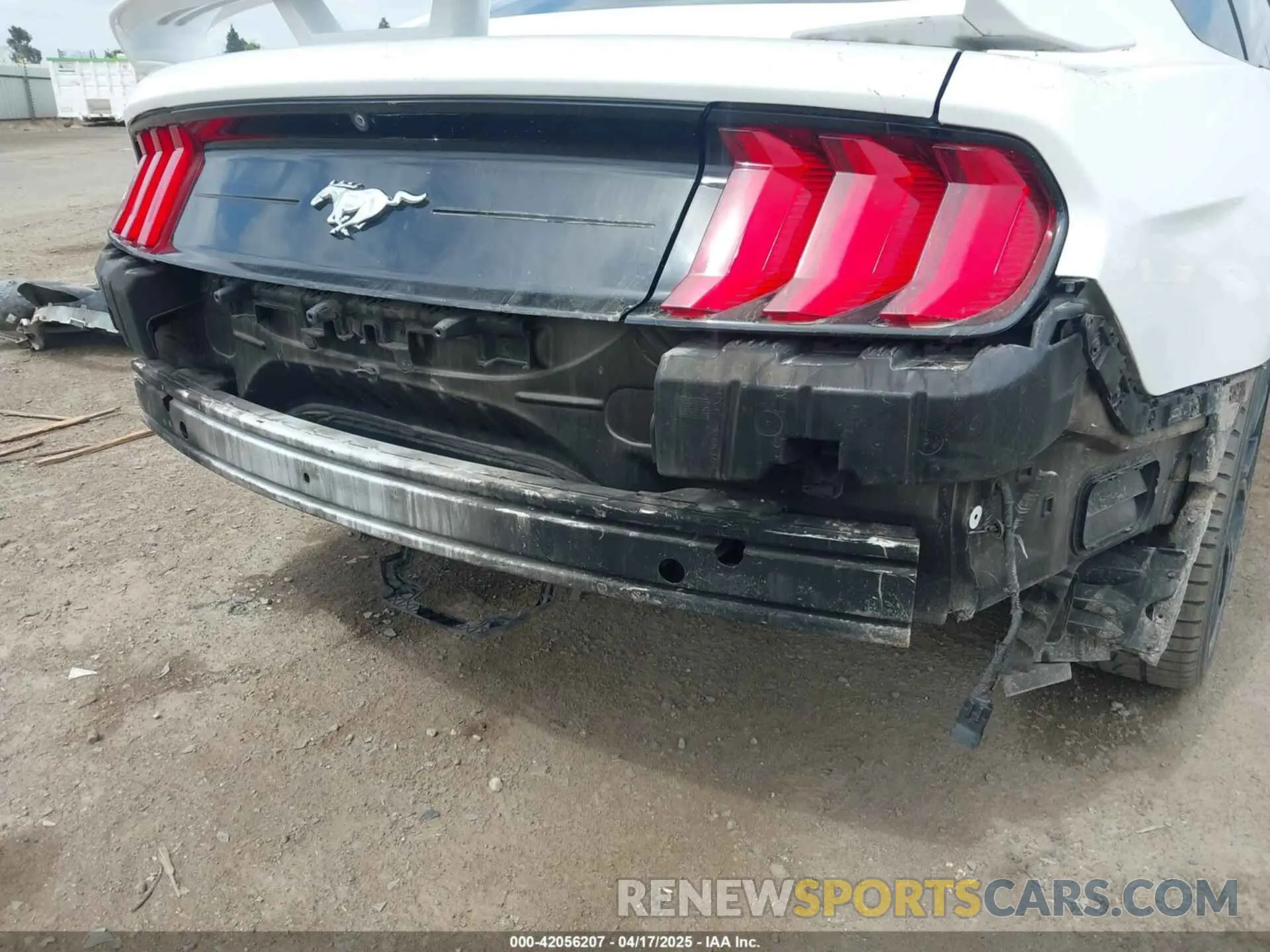 20 Photograph of a damaged car 1FA6P8THXK5143703 FORD MUSTANG 2019
