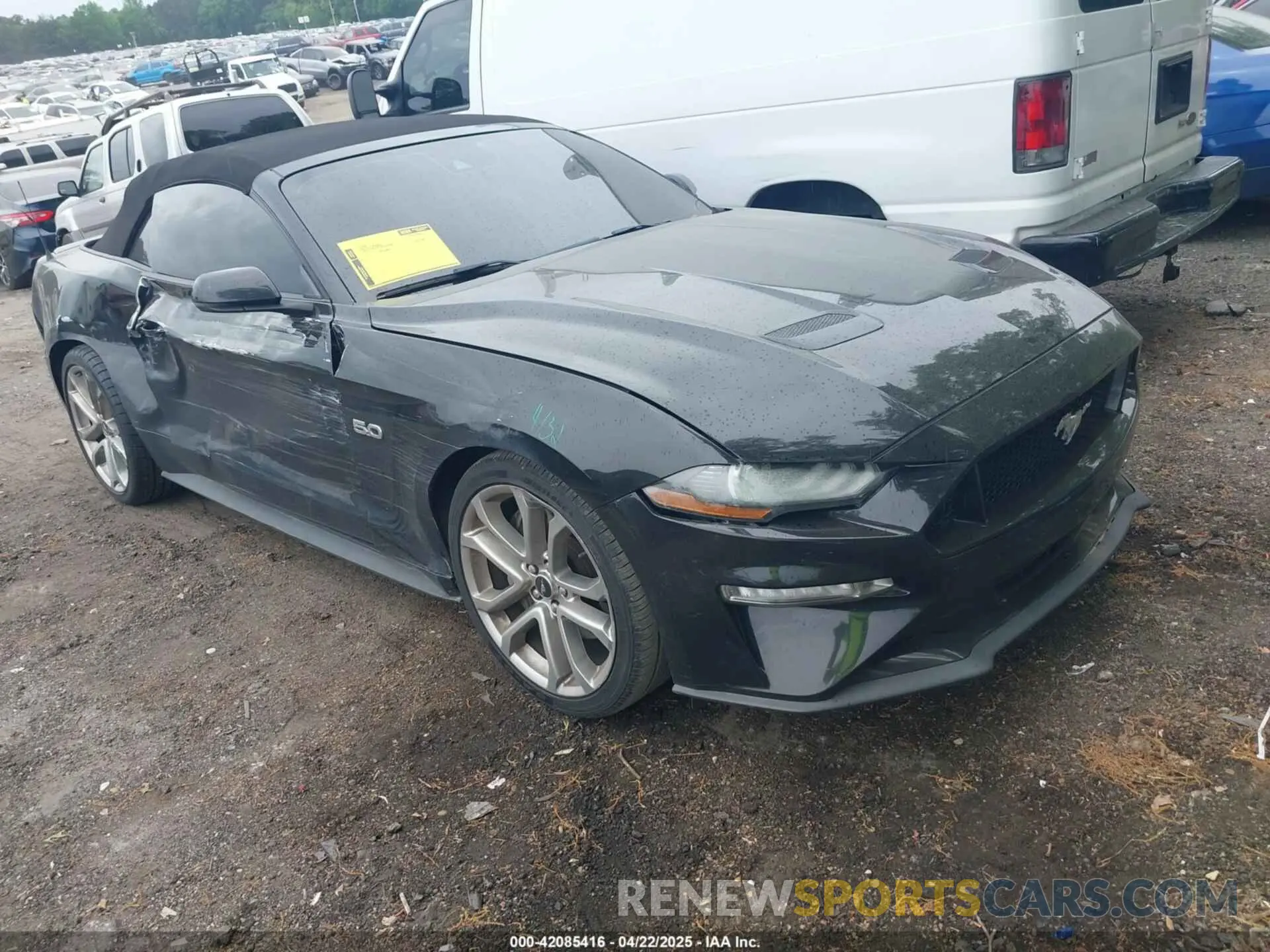 1 Photograph of a damaged car 1FATP8FF8K5202115 FORD MUSTANG 2019