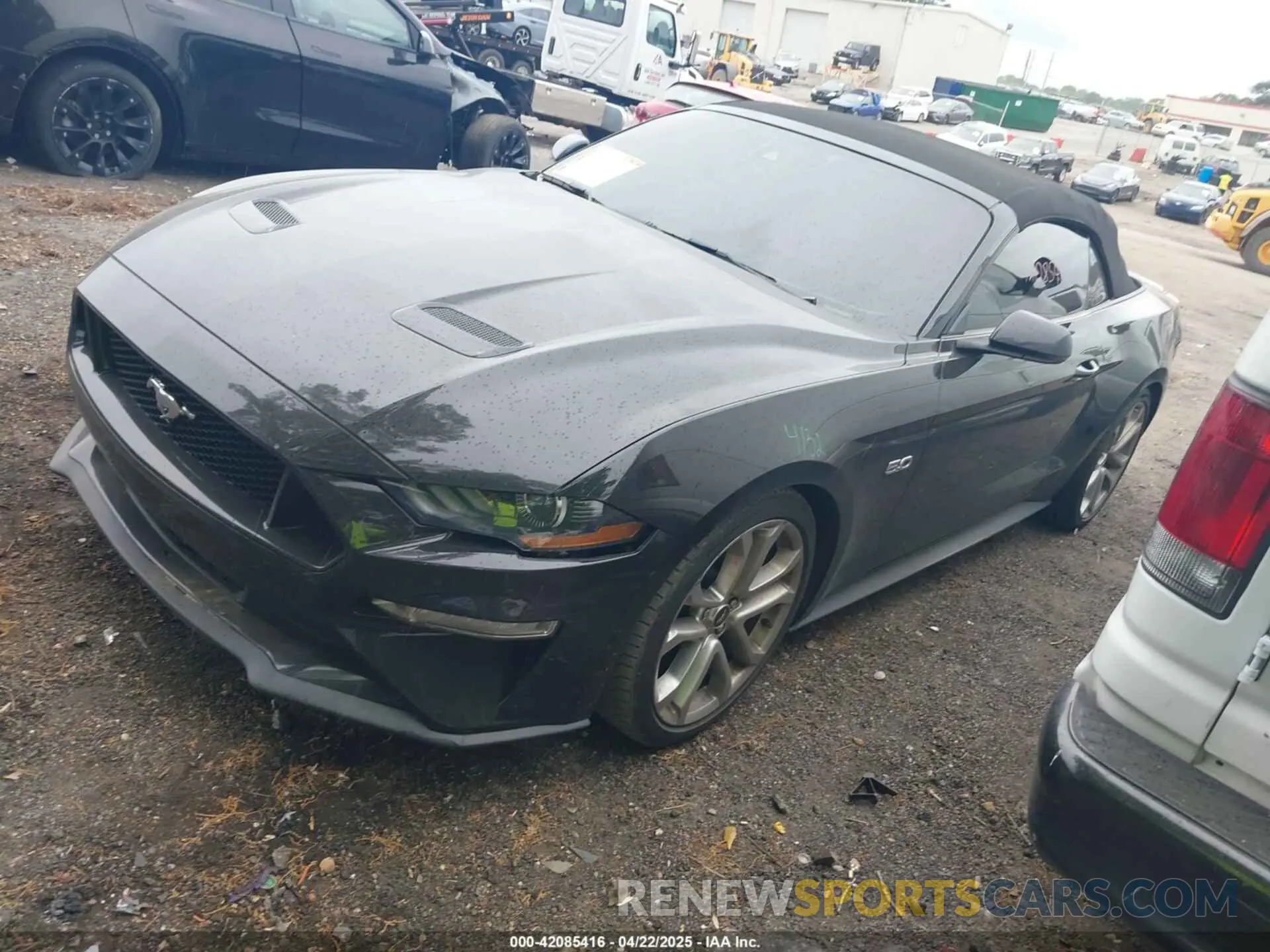 2 Photograph of a damaged car 1FATP8FF8K5202115 FORD MUSTANG 2019