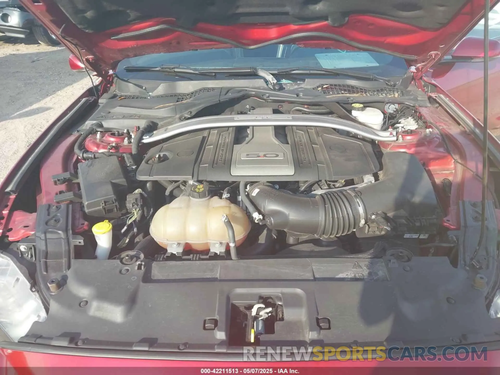 10 Photograph of a damaged car 1FATP8FFXK5171451 FORD MUSTANG 2019