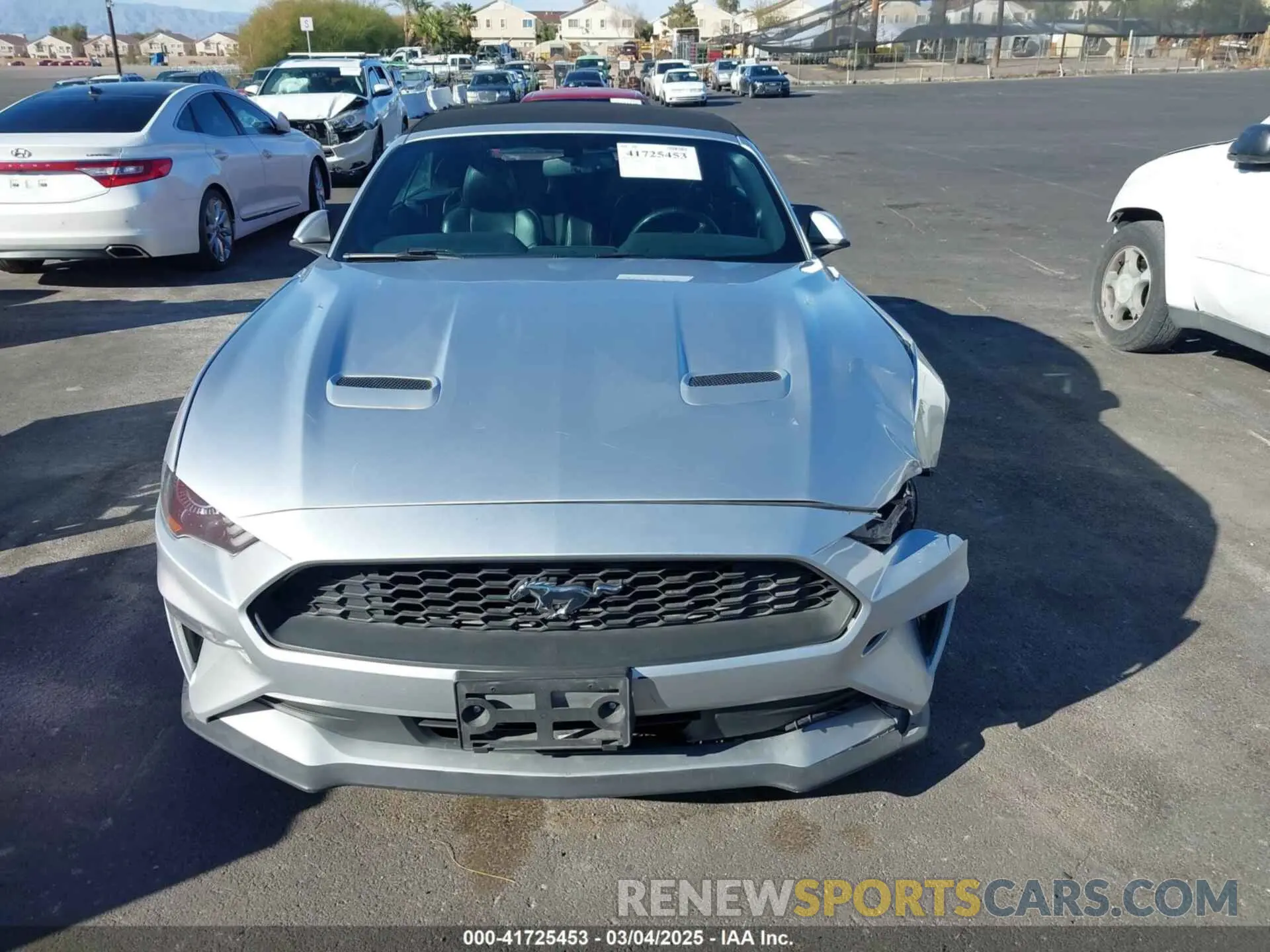 12 Photograph of a damaged car 1FATP8UH0K5148555 FORD MUSTANG 2019