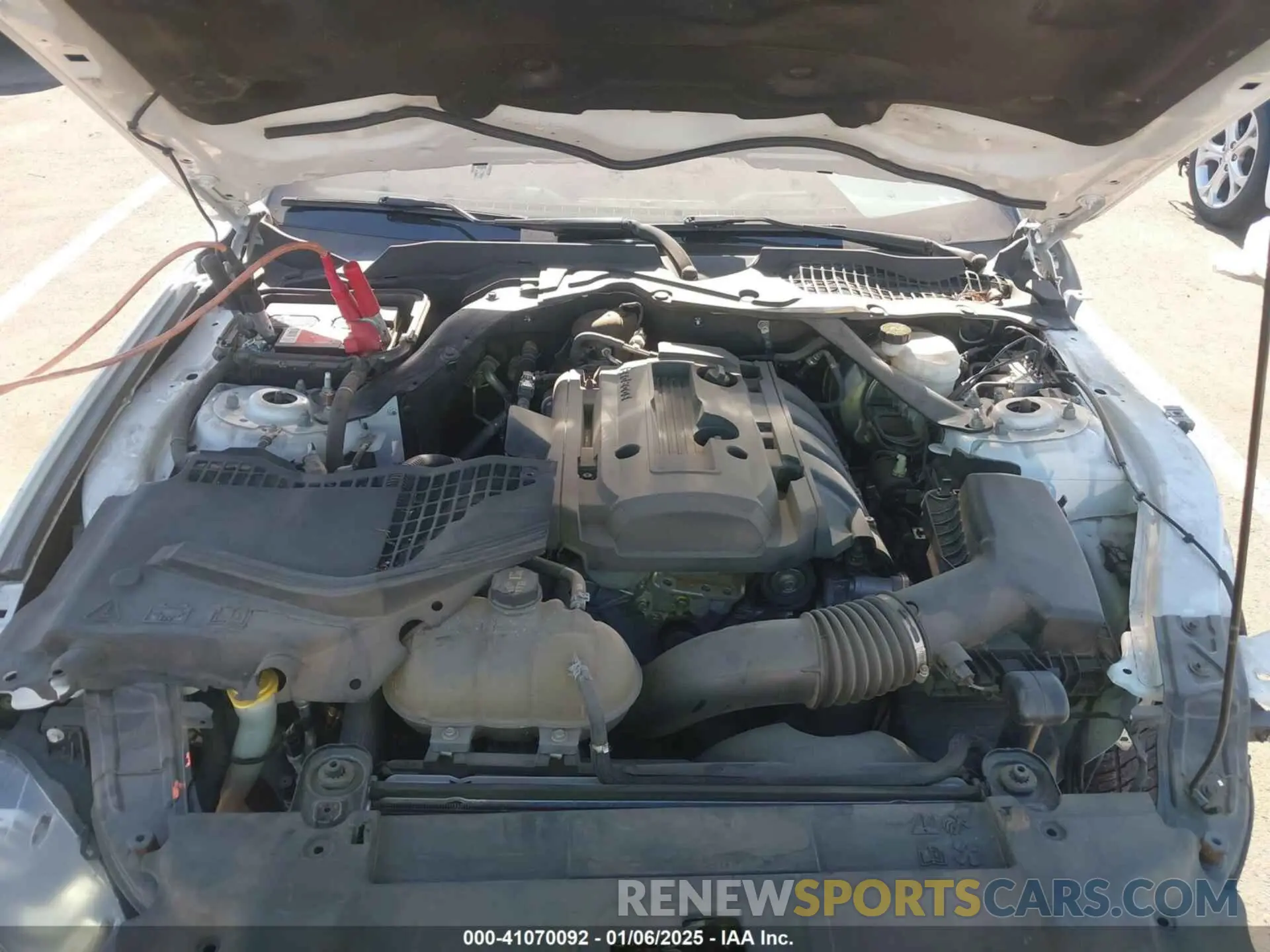 10 Photograph of a damaged car 1FATP8UH2K5148573 FORD MUSTANG 2019