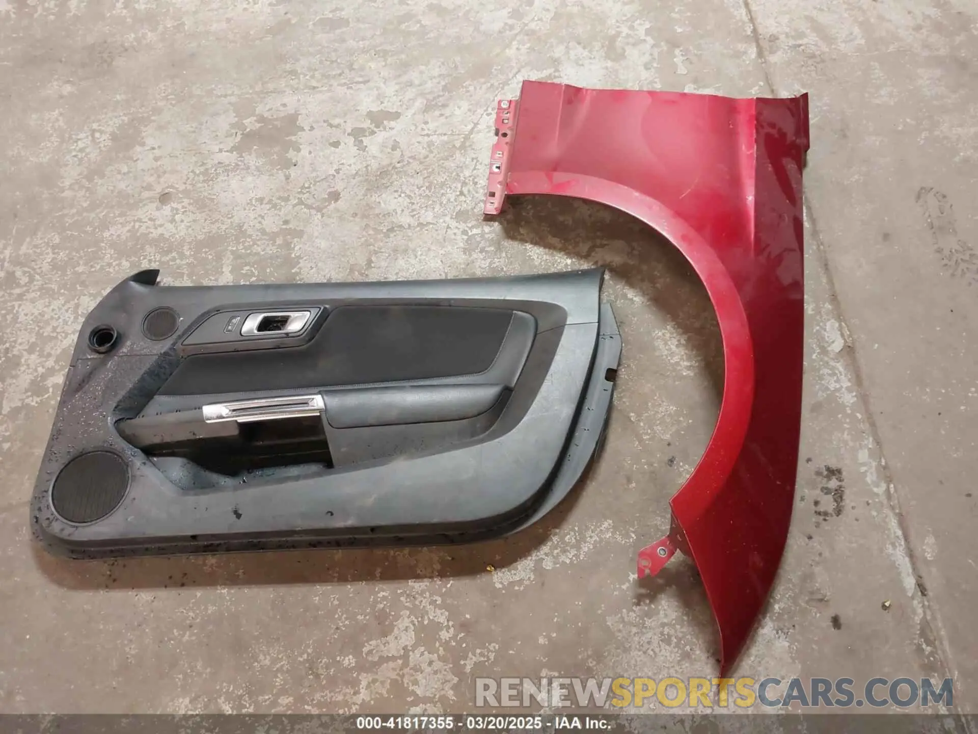 12 Photograph of a damaged car 1FATP8UH2K5205502 FORD MUSTANG 2019