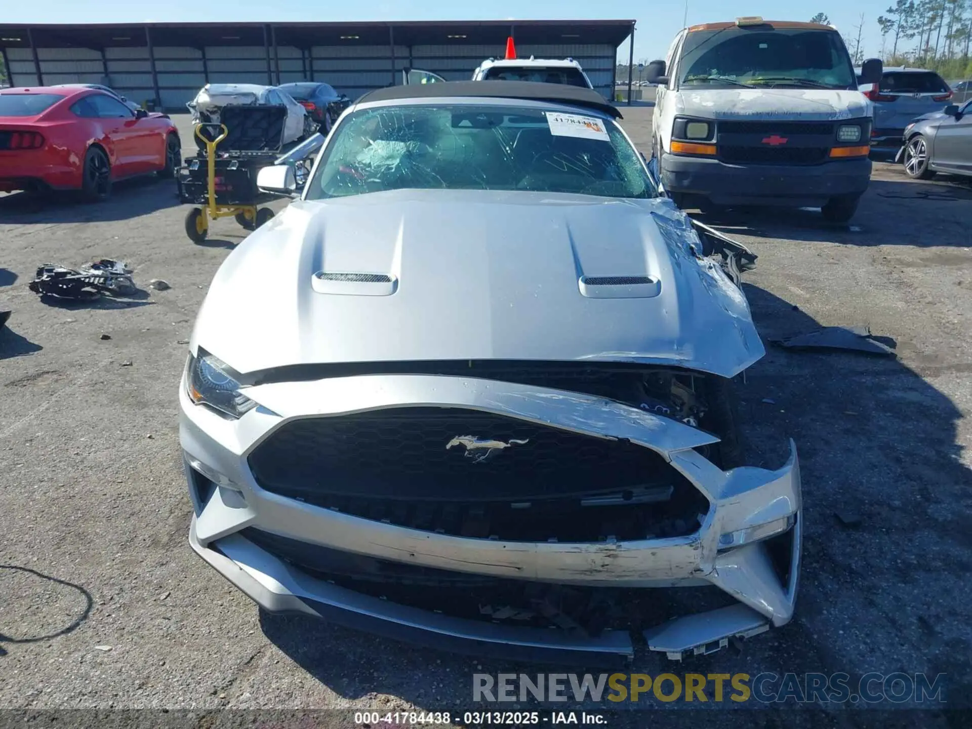 12 Фотография поврежденного автомобиля 1FATP8UH4K5179002 FORD MUSTANG 2019
