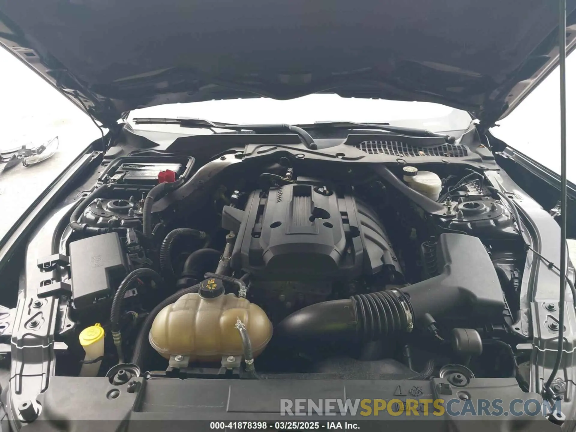 10 Фотография поврежденного автомобиля 1FATP8UH9K5190979 FORD MUSTANG 2019