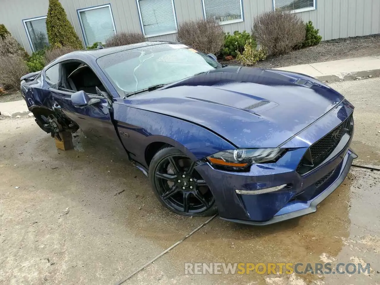 4 Фотография поврежденного автомобиля 1FA6P8CF3L5157524 FORD MUSTANG 2020