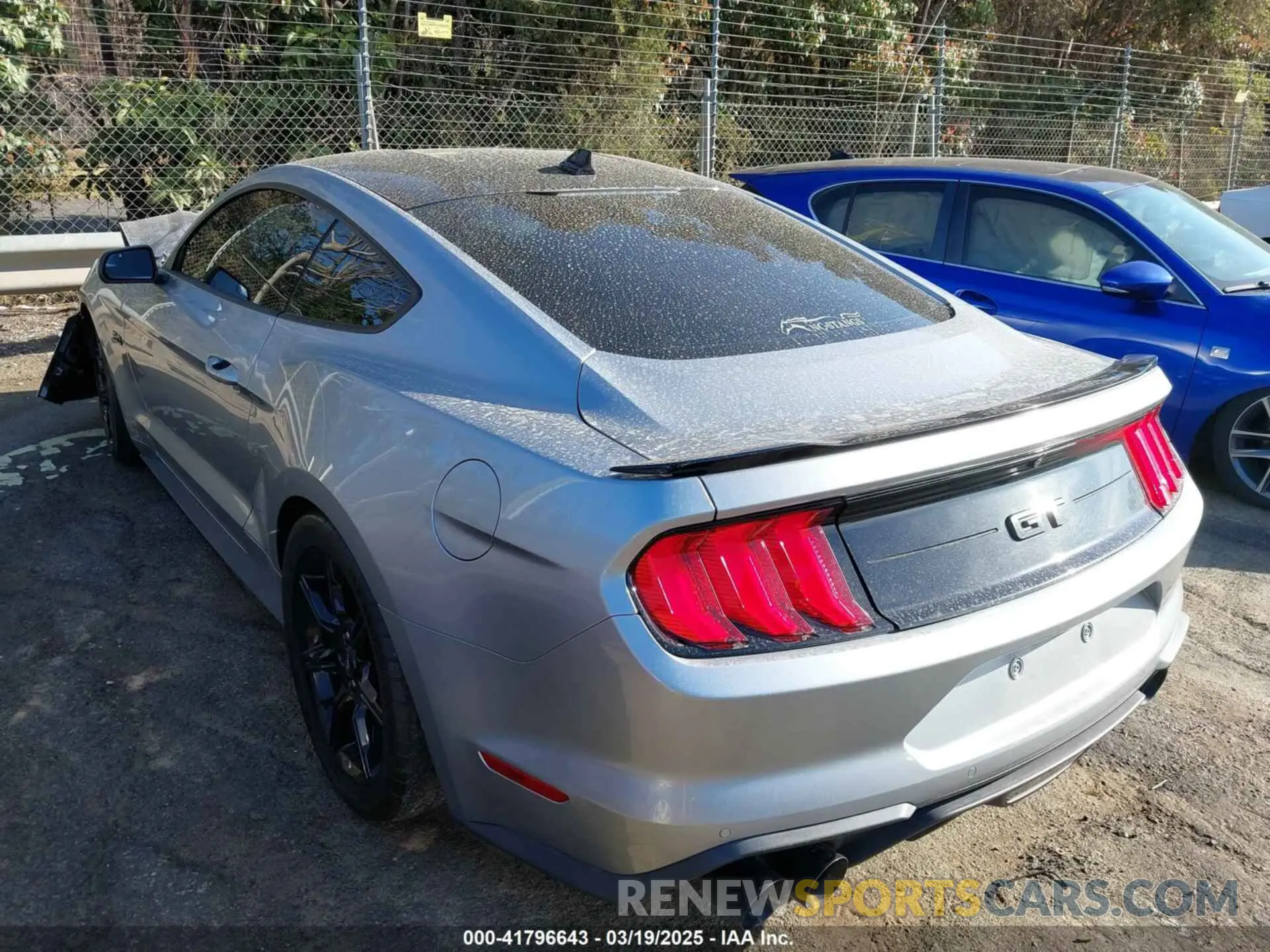 3 Photograph of a damaged car 1FA6P8CF3L5183248 FORD MUSTANG 2020