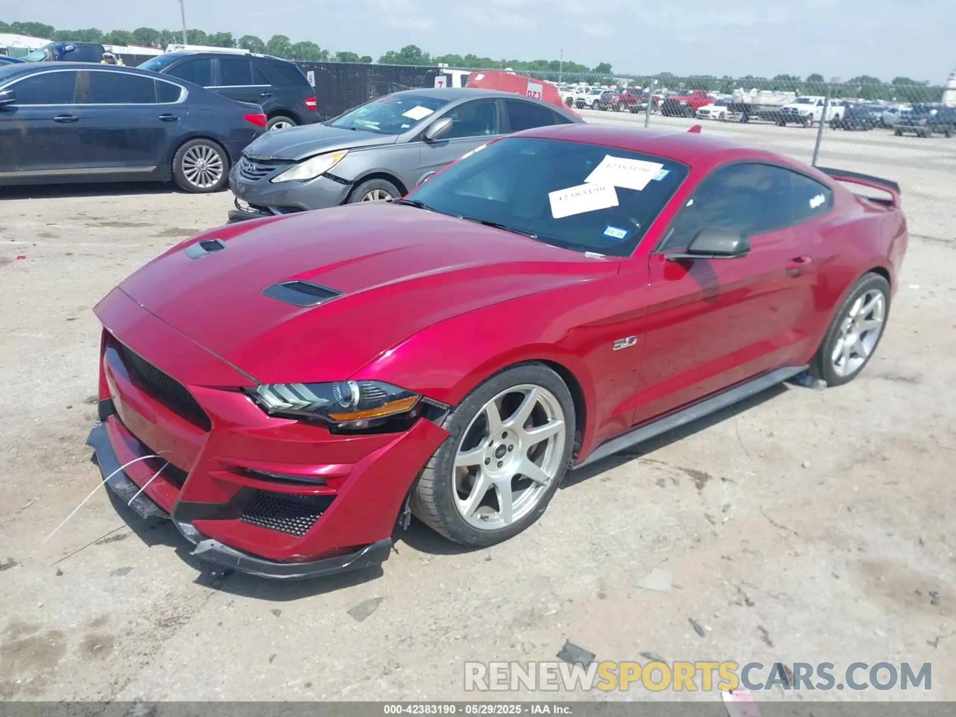 2 Photograph of a damaged car 1FA6P8CF4L5169942 FORD MUSTANG 2020