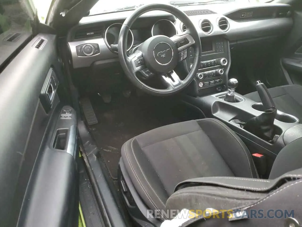 8 Фотография поврежденного автомобиля 1FA6P8CF5L5123763 FORD MUSTANG 2020