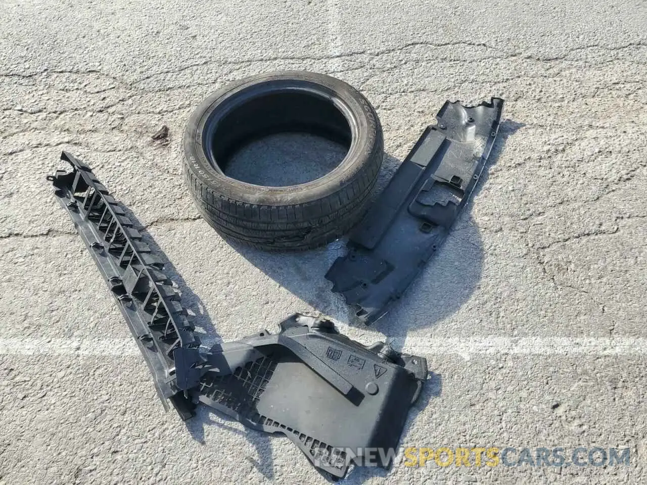 12 Фотография поврежденного автомобиля 1FA6P8CF6L5183714 FORD MUSTANG 2020