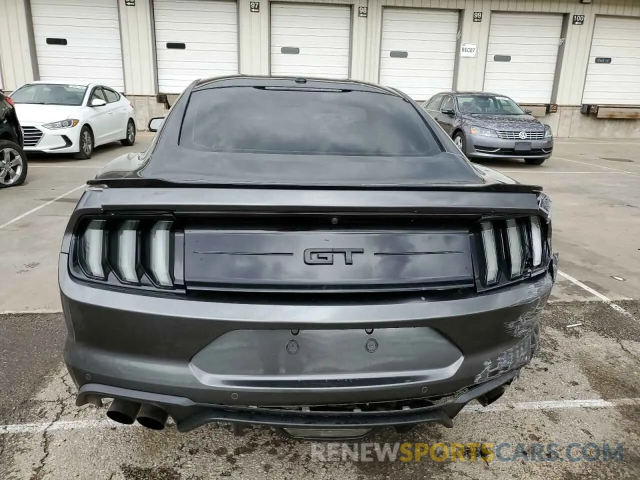 6 Photograph of a damaged car 1FA6P8CF7L5126552 FORD MUSTANG 2020