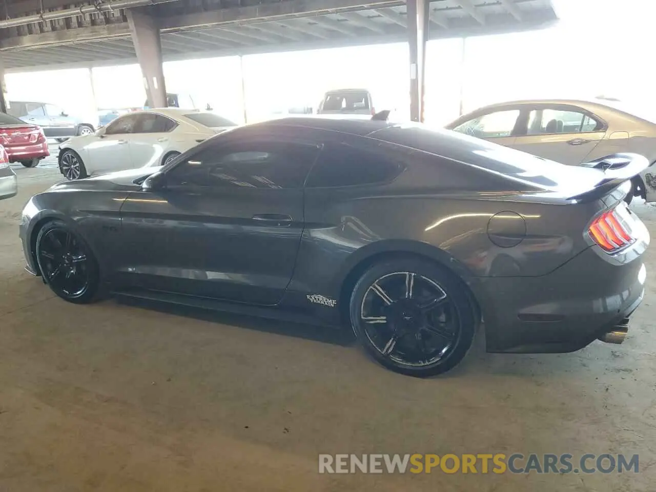 2 Фотография поврежденного автомобиля 1FA6P8CF8L5182743 FORD MUSTANG 2020