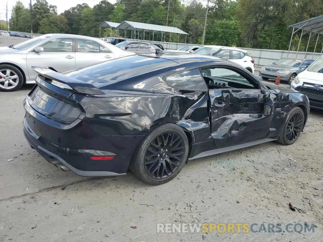 3 Фотография поврежденного автомобиля 1FA6P8CF9L5157690 FORD MUSTANG 2020
