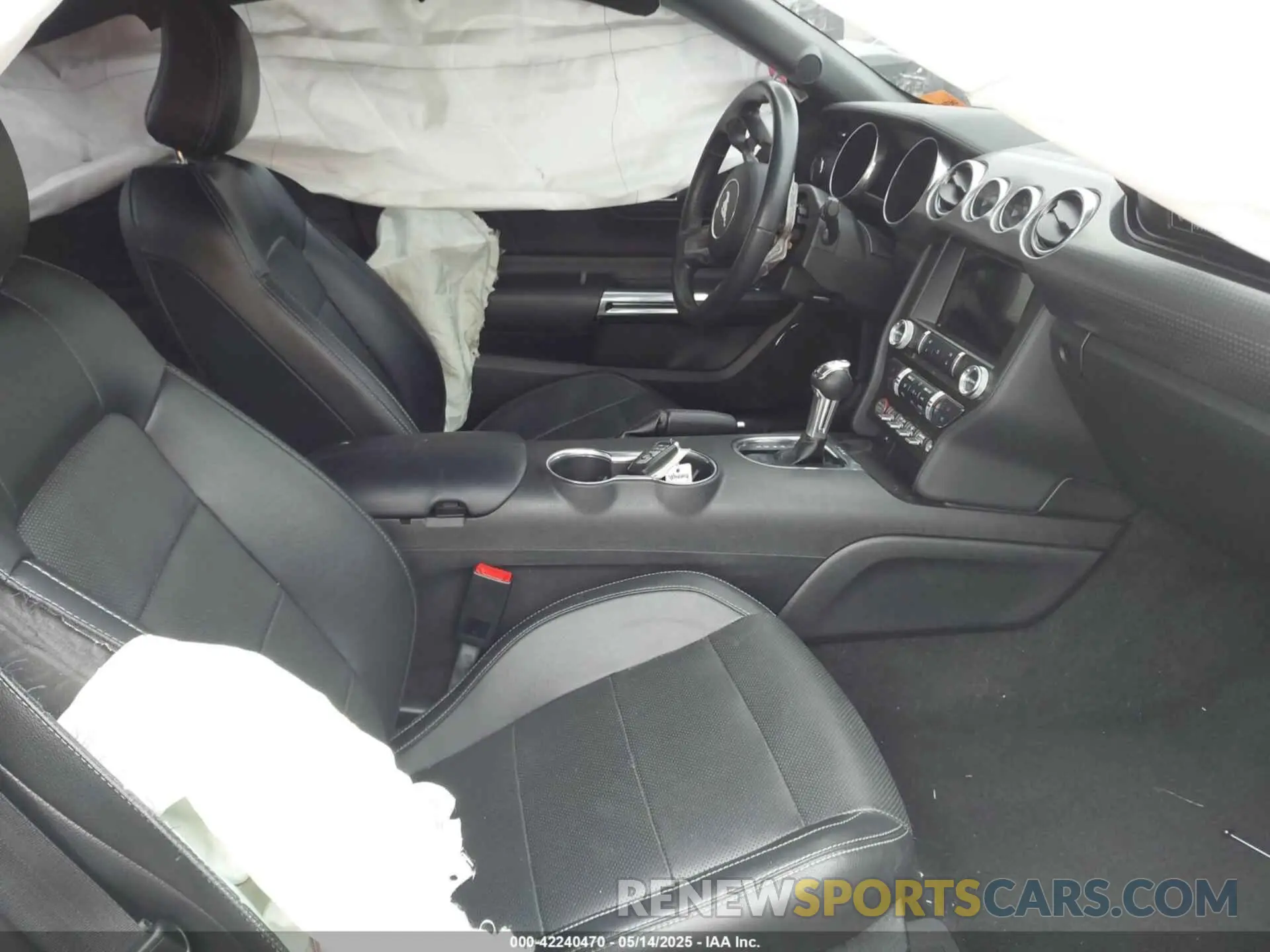 5 Фотография поврежденного автомобиля 1FA6P8CF9L5169550 FORD MUSTANG 2020