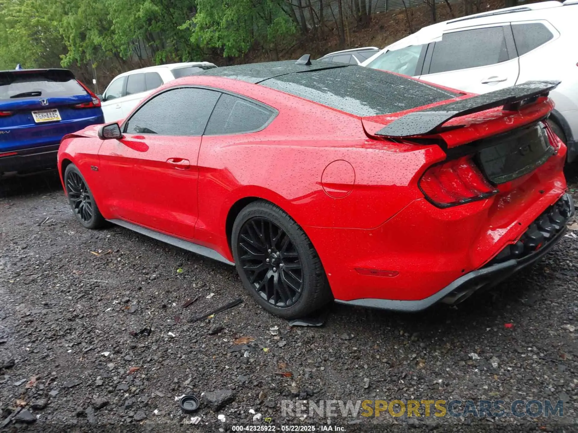 3 Фотография поврежденного автомобиля 1FA6P8CF9L5177857 FORD MUSTANG 2020
