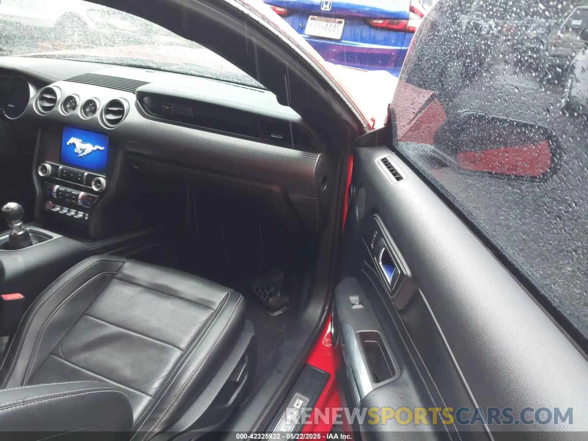 5 Фотография поврежденного автомобиля 1FA6P8CF9L5177857 FORD MUSTANG 2020