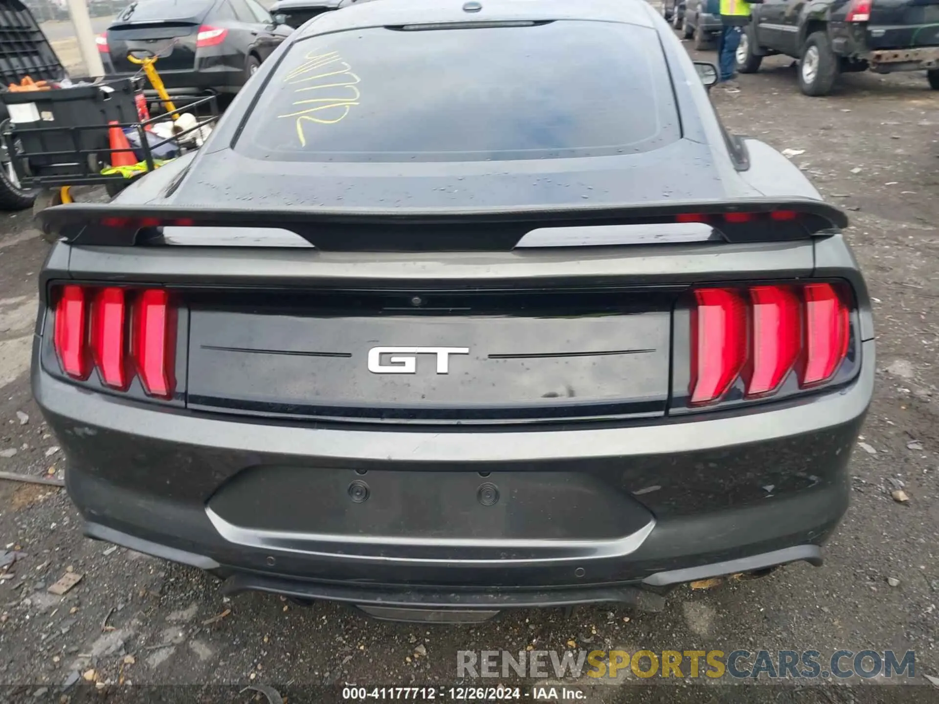 17 Photograph of a damaged car 1FA6P8CFXL5118705 FORD MUSTANG 2020