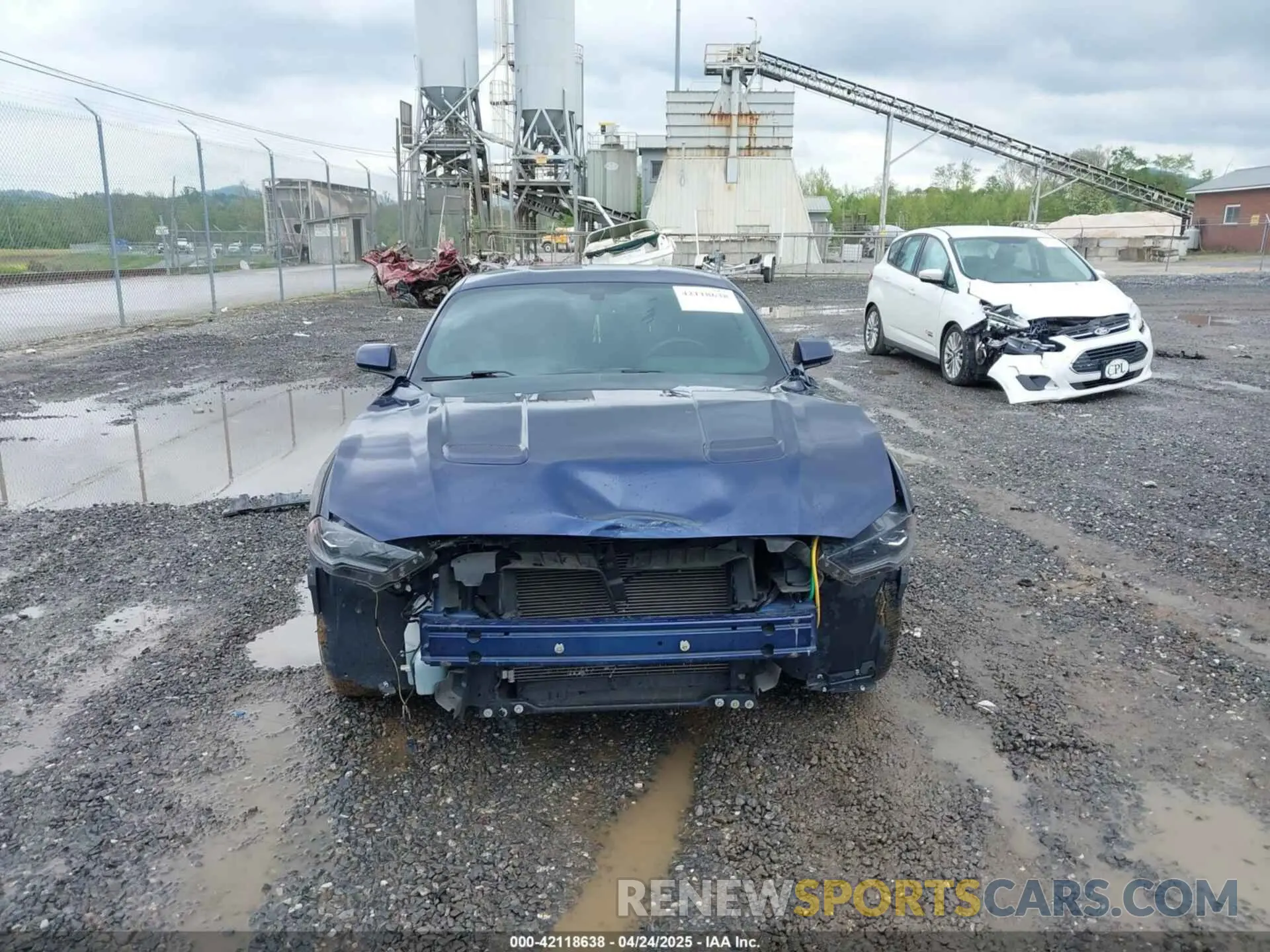 13 Фотография поврежденного автомобиля 1FA6P8CFXL5169105 FORD MUSTANG 2020
