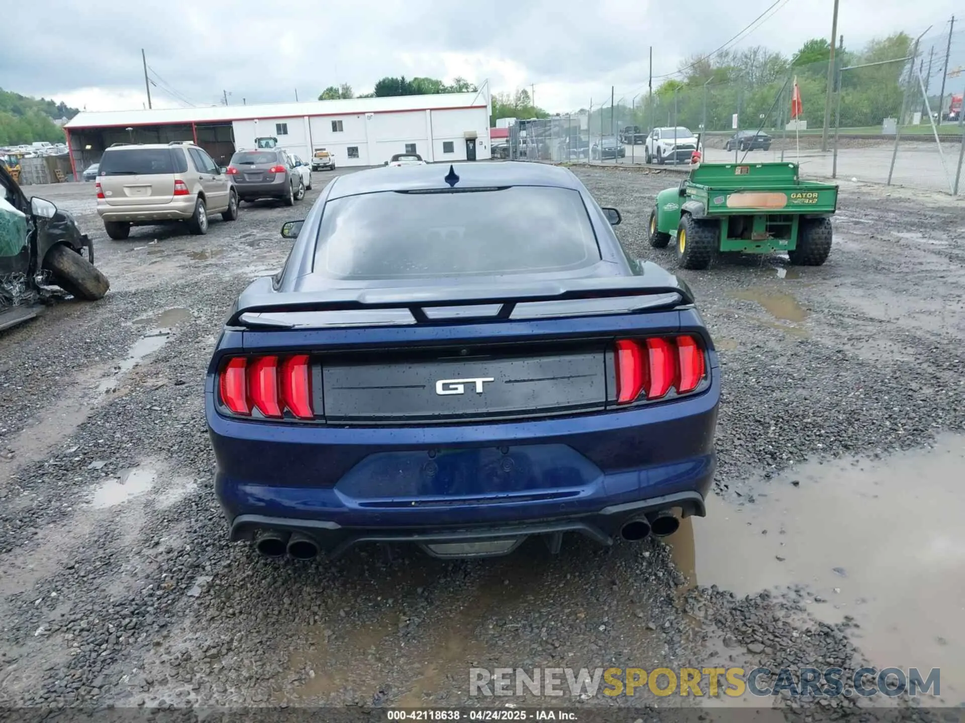 17 Фотография поврежденного автомобиля 1FA6P8CFXL5169105 FORD MUSTANG 2020