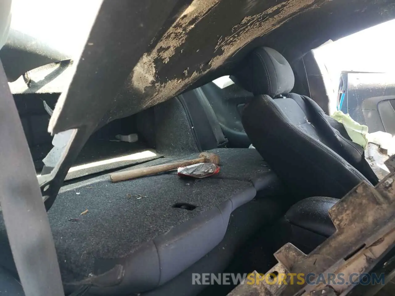 11 Photograph of a damaged car 1FA6P8CFXL5174241 FORD MUSTANG 2020