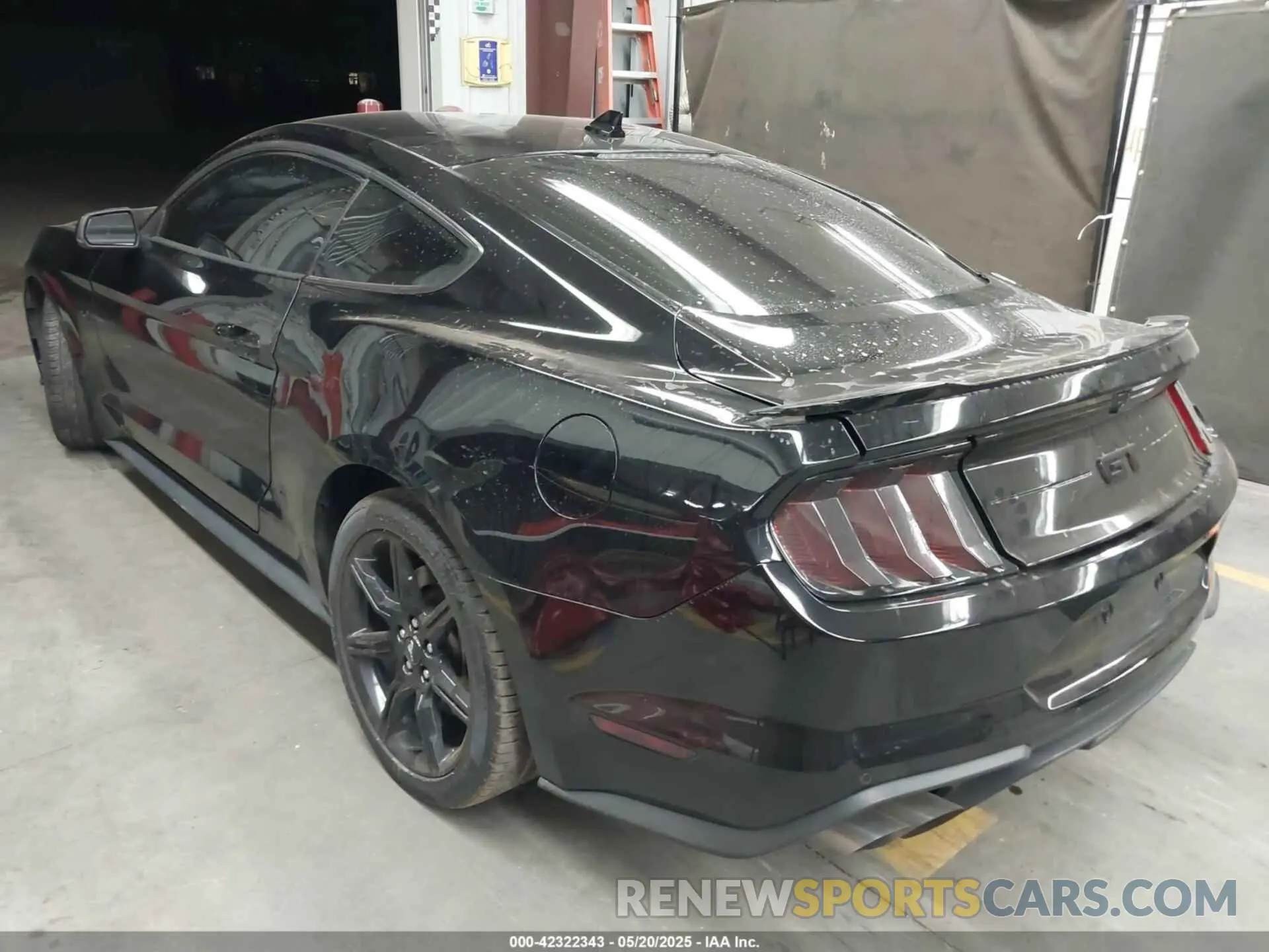 3 Photograph of a damaged car 1FA6P8CFXL5190293 FORD MUSTANG 2020