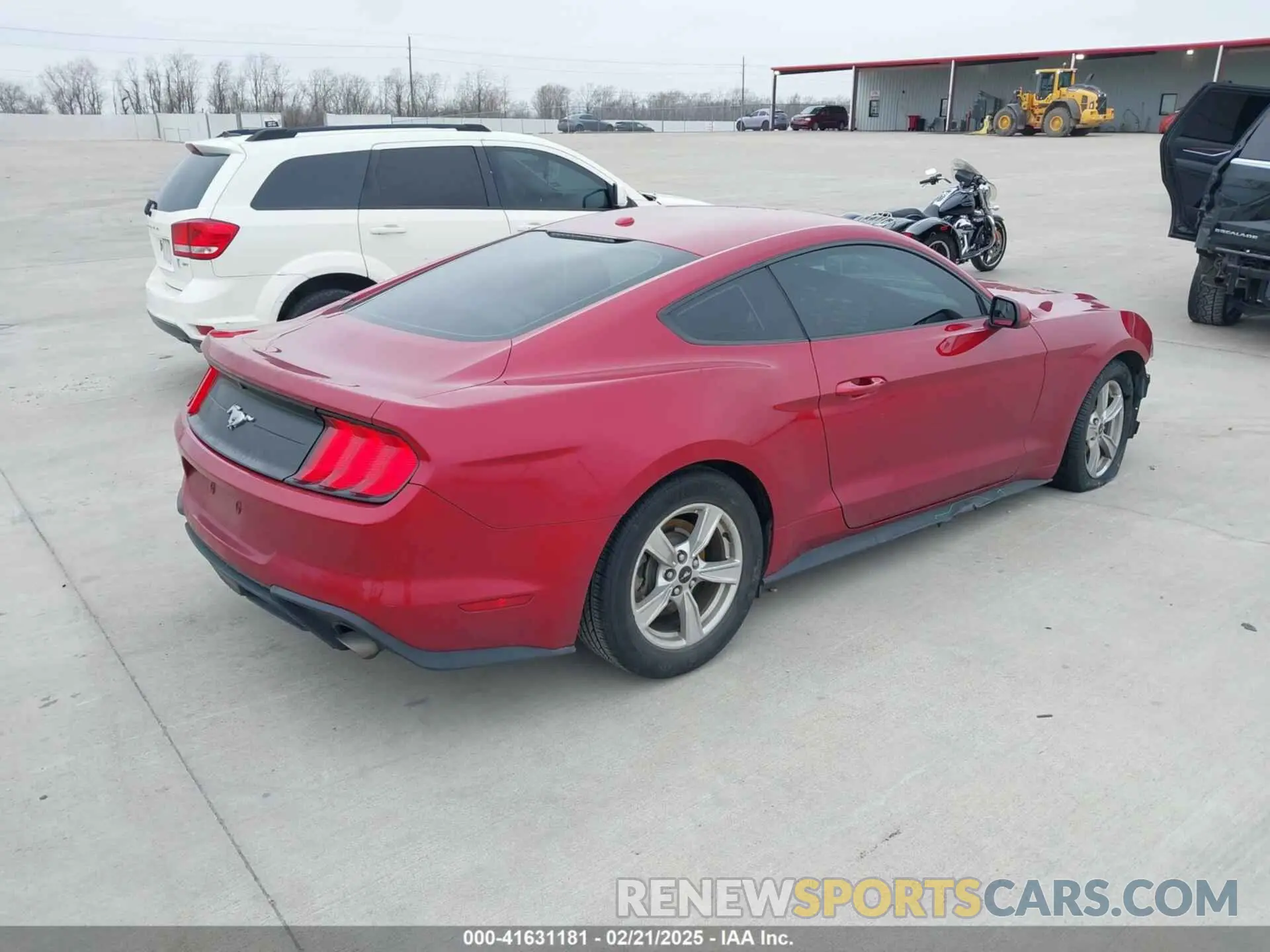 4 Photograph of a damaged car 1FA6P8TH1L5124541 FORD MUSTANG 2020