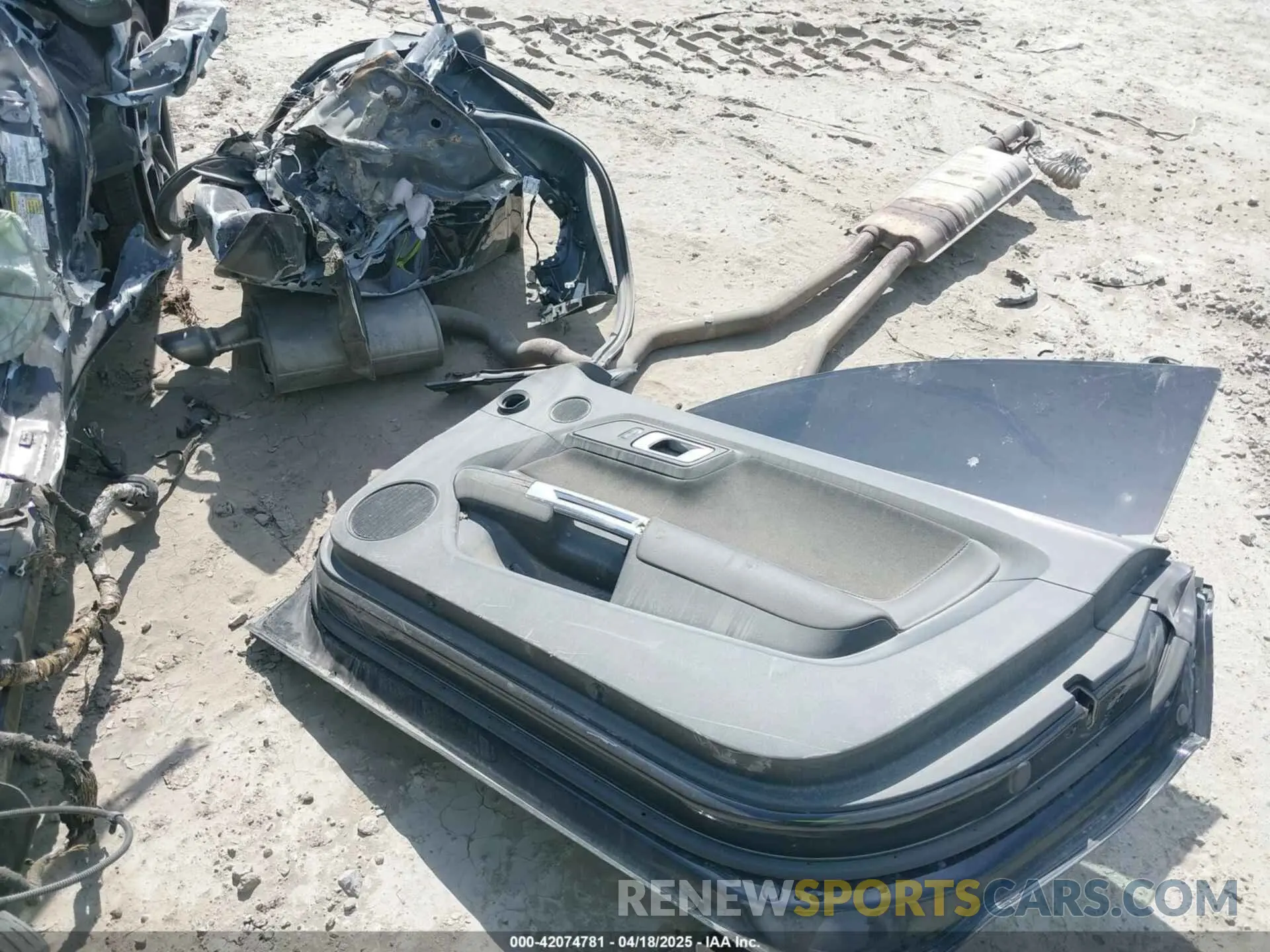 11 Photograph of a damaged car 1FA6P8TH2L5162425 FORD MUSTANG 2020