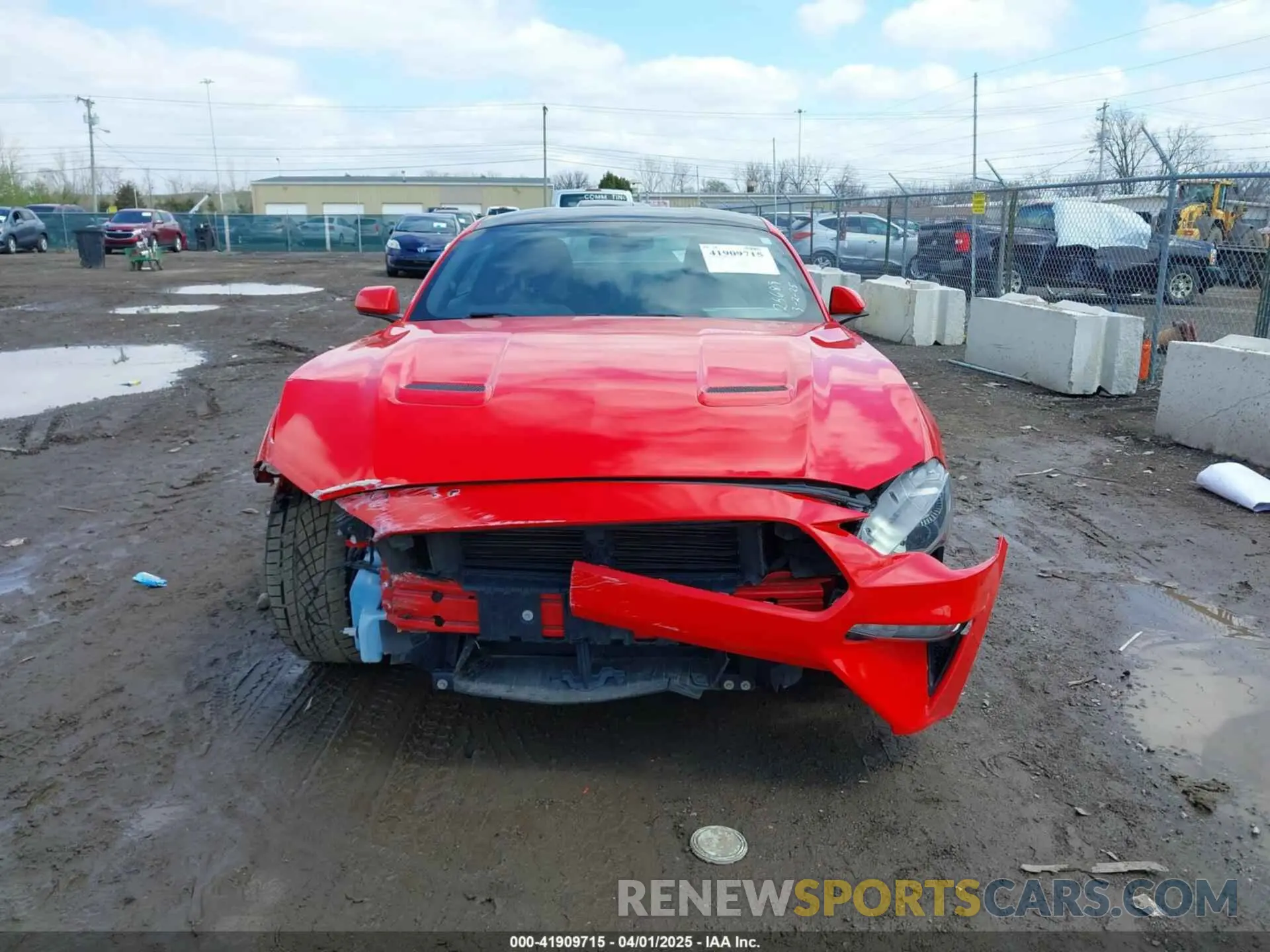13 Photograph of a damaged car 1FA6P8TH3L5100676 FORD MUSTANG 2020