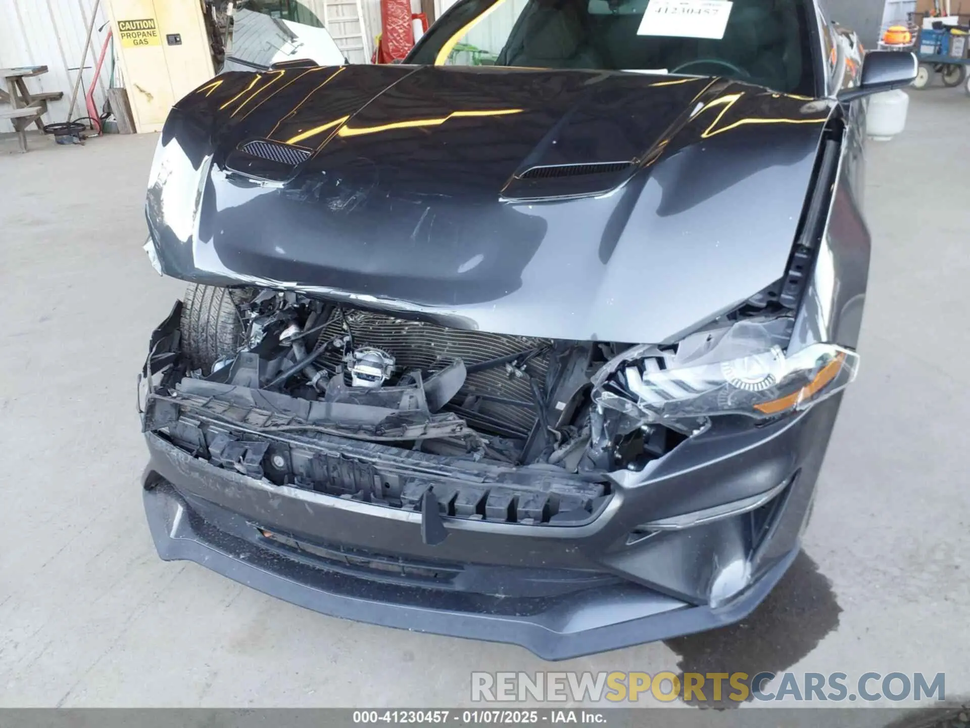 6 Photograph of a damaged car 1FA6P8TH5L5113803 FORD MUSTANG 2020